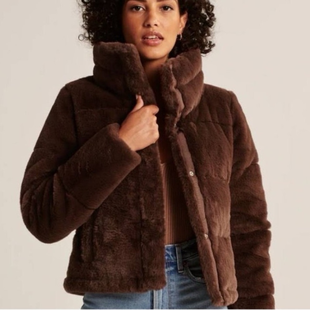 Abercrombie & Fitch Brown Mini Puffer Coat